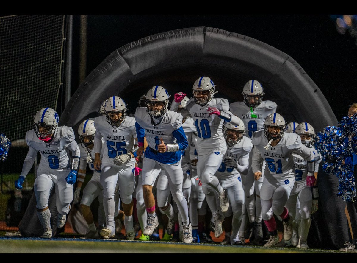 WallkillFB's tweet image. WALLKILL HONORS 14 SENIORS WITH A WIN AGAINST FDR!

GREAT TEAM WIN!

HAIL TO WALLKILL!