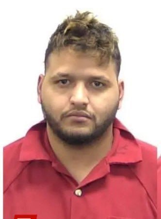 RightScopee's tweet photo. 🚨BREAKING: Do you think he should get the D*ath Penalty for k*lling Laken Riley?

A. Yes
B. No https://t.co/BEXOJV91Ev