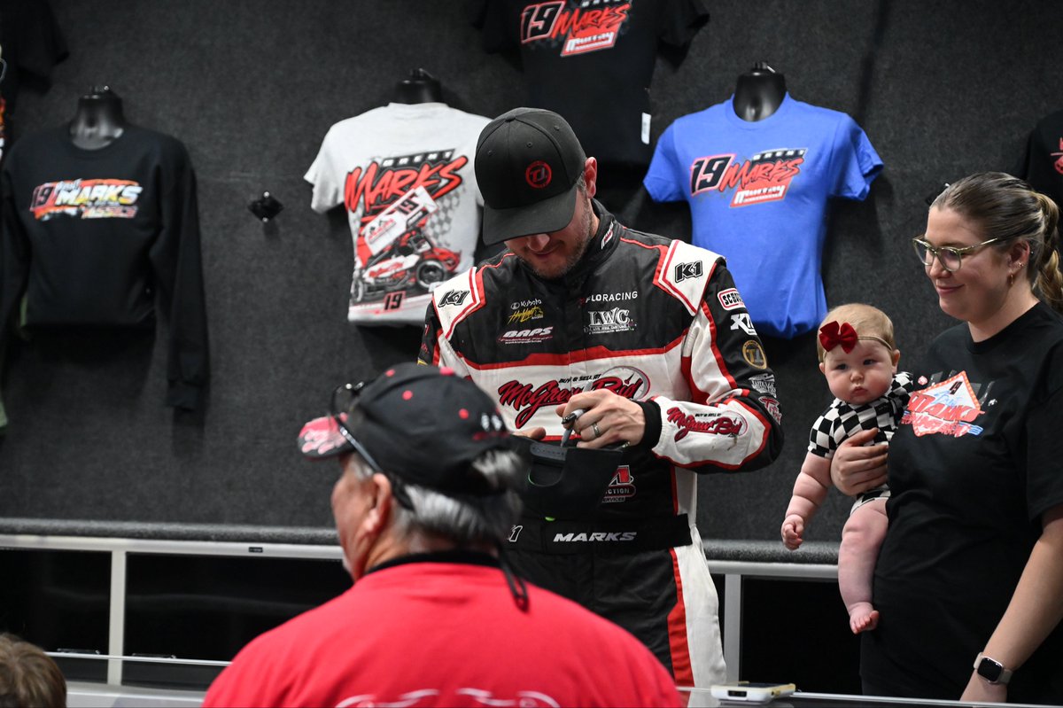 🚨 Make note race fans, the t-shirt trailers will close at 7:30pm tonight at <a href="/TXMotorSpeedway/">Texas Motor Speedway</a> so grab your merch beforehand.

<a href="/BikiniZone_/">@bikinizone</a> is helping us celebrate all the women of @Kubota_USA High Limit Racing with a suite party once racing begins!