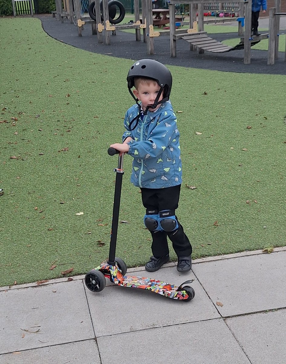 HMS Grimsby tweet media