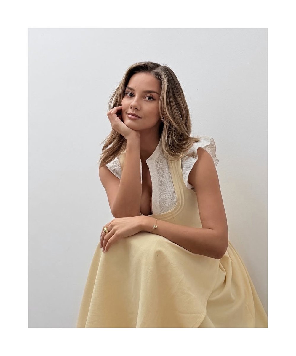 coukain's tweet image. ✨

𝙄𝙩’𝙨 𝙣𝙤𝙩 𝙩𝙝𝙖𝙩 𝙝𝙖𝙧𝙙 𝙩𝙤 𝙟𝙪𝙨𝙩 𝙗𝙚 𝙮𝙤𝙪.