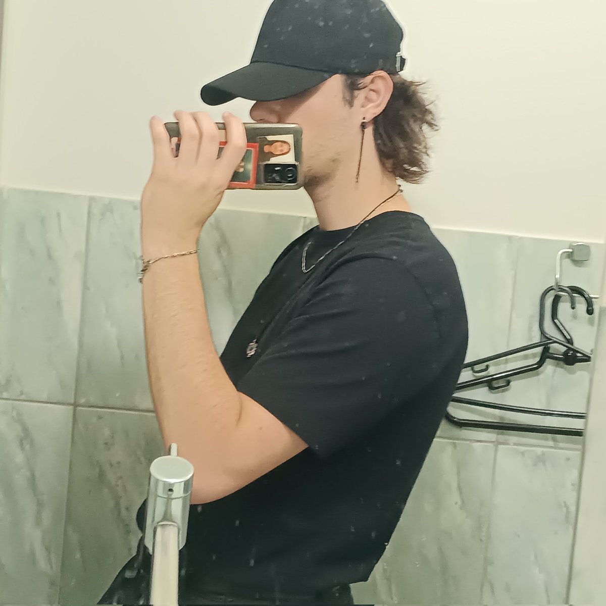 JustAnotherTA's tweet image. Comprei uma calça e to AMANDO mano pqp