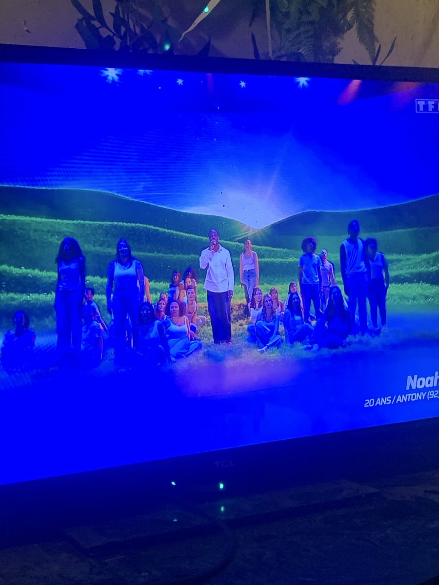 MaeglinB98's tweet image. Miskin il as un fond d’écran Windows #StarAcademy #StarAcademy2025
