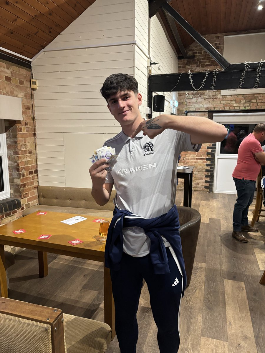 RACE 9 - Sponsored by Alfie’s Bar💙

WINNER - GEORGE ANDERSON💙