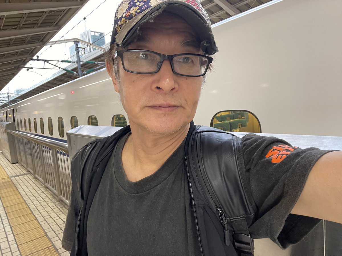 おはようございます！
ちょっと京都へ。
行って来まーす！
#ダンディ商会