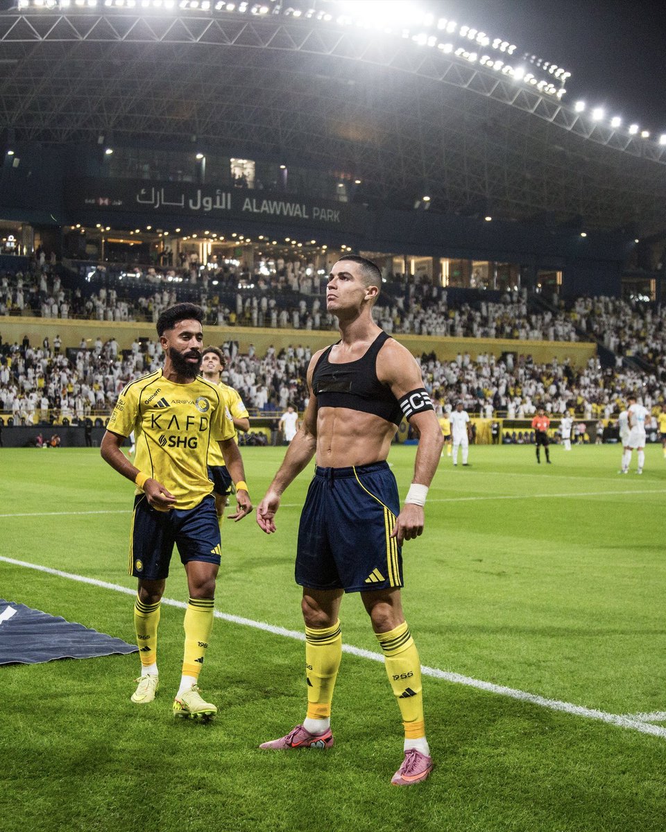 💛🖤