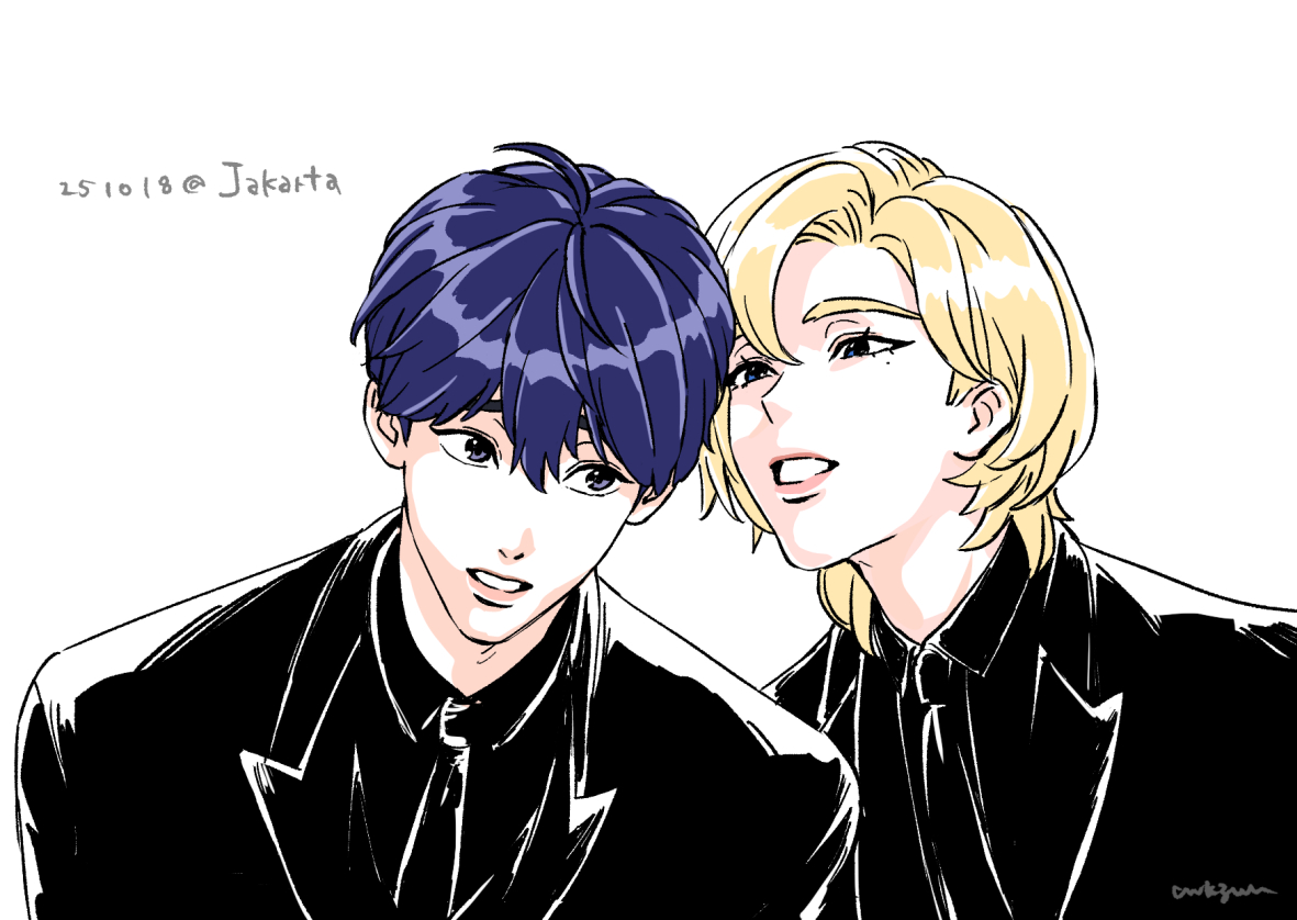 💙💜到底看到什麼呢