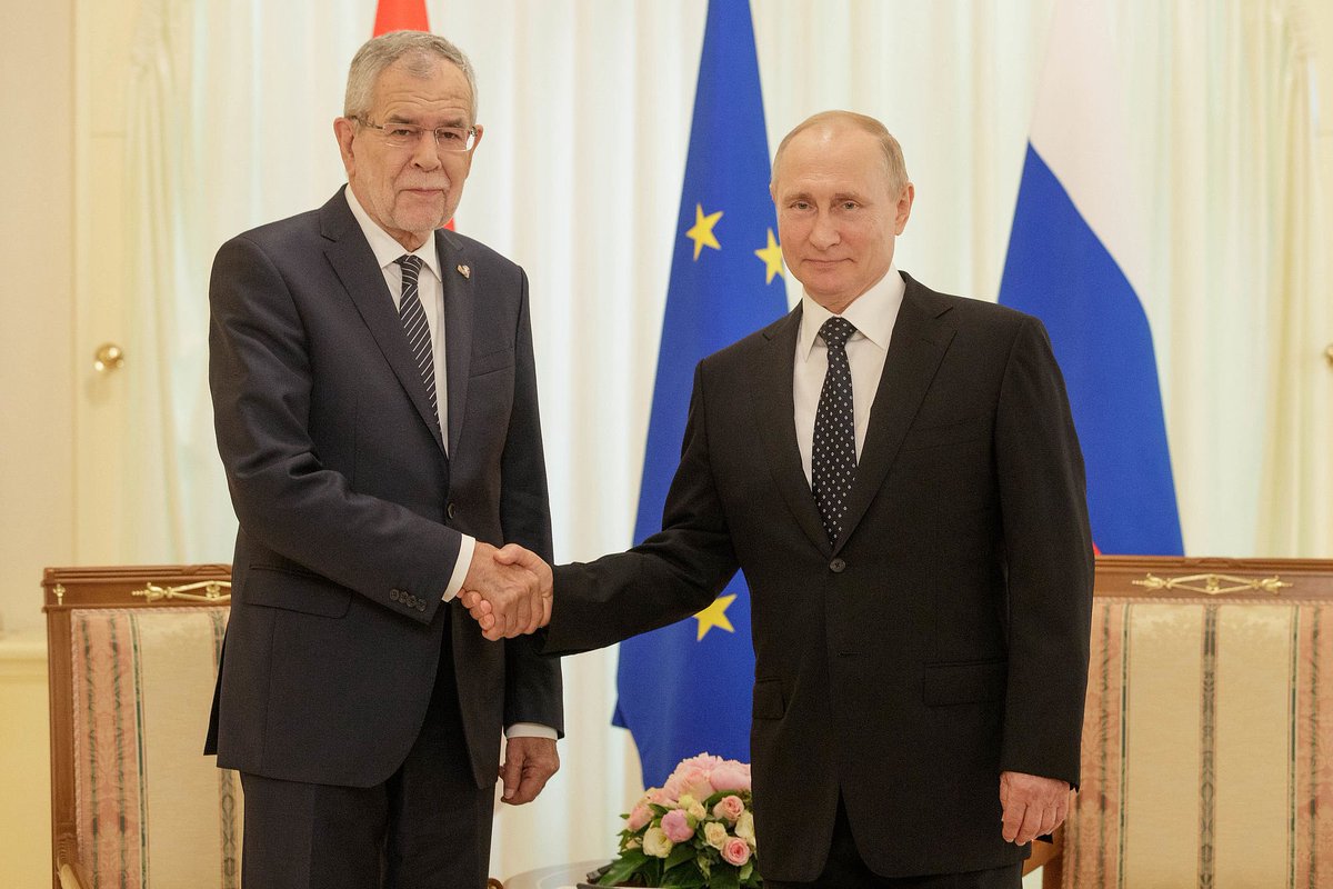 ᥴꪖ𝕣ⅈꪀꪖ🇦🇹 (@cara113377) on Twitter photo <a href="/yannickshetty/">Yannick Shetty</a> Ach, hätten Van der Bellen und Putin nicht just im Juni des Jahres 2018 die Verlängerung des Gasliefervertrages bis 2040 feierlich besiegelt, so wäre es wohl auch nie zu Kneissls Einladung gekommen.
Wann gedenken Sie, den immer noch amtierenden Bundespräsidenten öffentlich im <a href="/yannickshetty/">Yannick Shetty</a> Ach, hätten Van der Bellen und Putin nicht just im Juni des Jahres 2018 die Verlängerung des Gasliefervertrages bis 2040 feierlich besiegelt, so wäre es wohl auch nie zu Kneissls Einladung gekommen.
Wann gedenken Sie, den immer noch amtierenden Bundespräsidenten öffentlich im