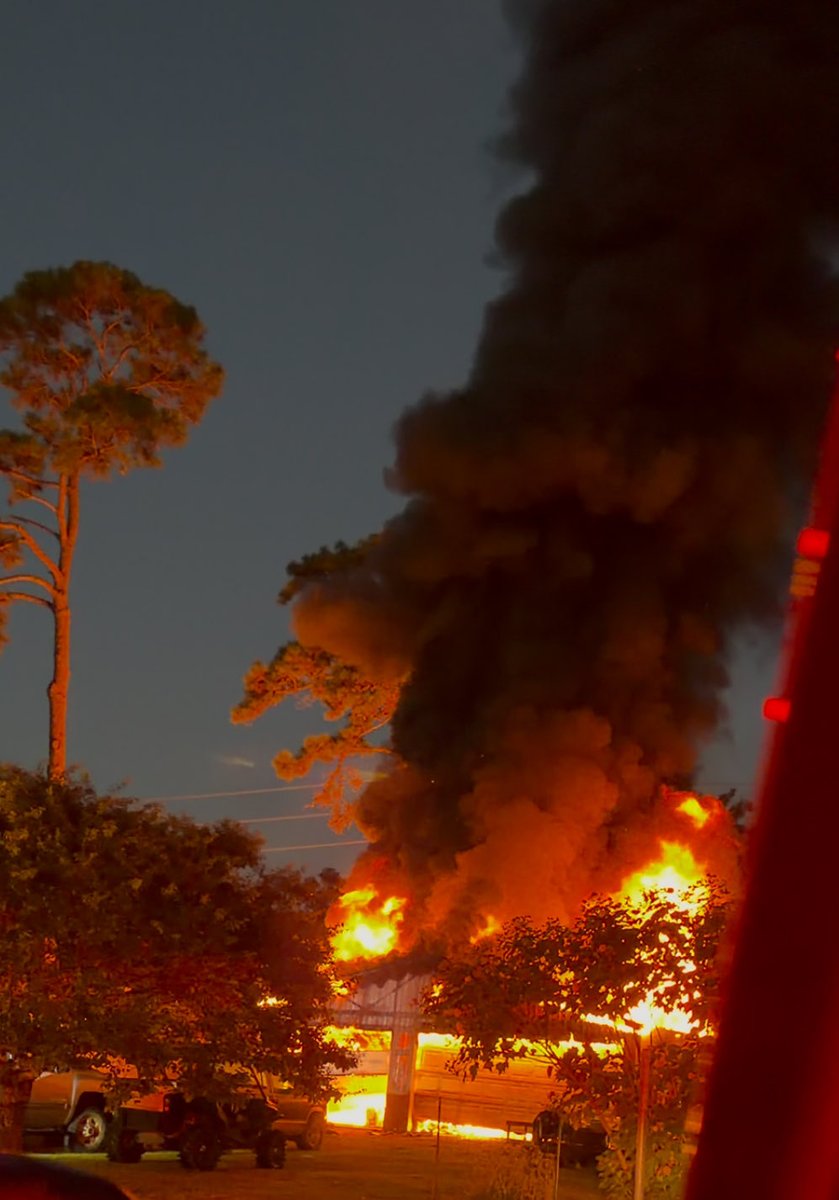 Springfdtx's tweet image. Spring Firefighters extinguish a building fire with mutual aid from Klein and Ponderosa Firefighters. The early morning blaze on Forest Drive in Weldon Forest was consuming a detached building when firefighters arrived. The crews of Ladder 75 and Engine 77 worked quickly to keep…