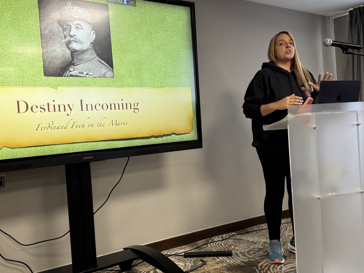 This afternoon saw brilliant talks by <a href="/PikeGrey1418/">Nicolai Eberholst (Pike Grey 1914-1918)</a> on the Battle of Galicia in 1914 and <a href="/churchill_alex/">Alexandra Churchill ✌🏼⭐️⭐️</a> on General Foch on the Marne. All in all, it’s been a super weekend!