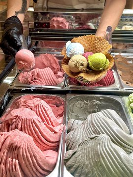 hammo2014's tweet image. Scoops of joy in every cone! What’s your go-to flavour?😇