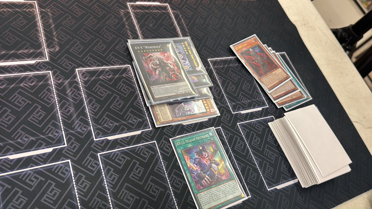 mst_tombox's tweet image. i targeted the Backrow with C104, they chained surprise to bounce so i cant negate, i chained LC, they dont want to chain to lose half life. then attack 4 times. that works right?
