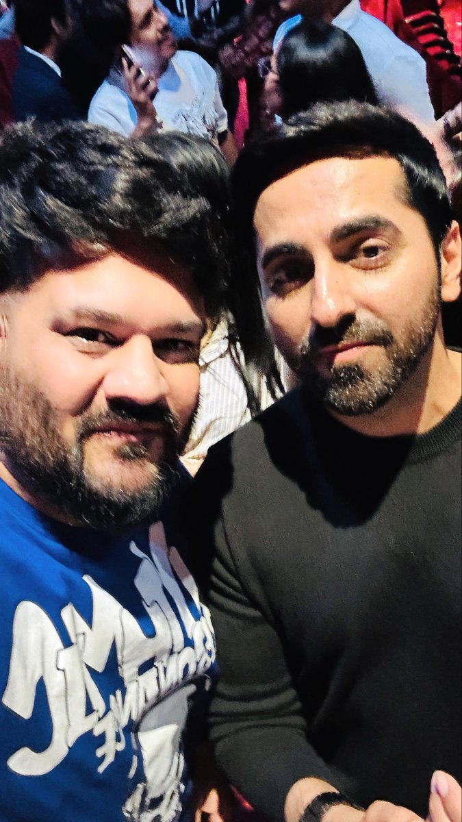 LPrem98's tweet image. Movie Review- #Thamma  Waowww⭐️⭐️⭐️⭐️⭐️it's a film that leaves you thoroughly entertained and completely satisfied.
The direction is simply superb, showing a masterful understanding of how to captivate the audience and make the picture look good to everyone.
Every single…