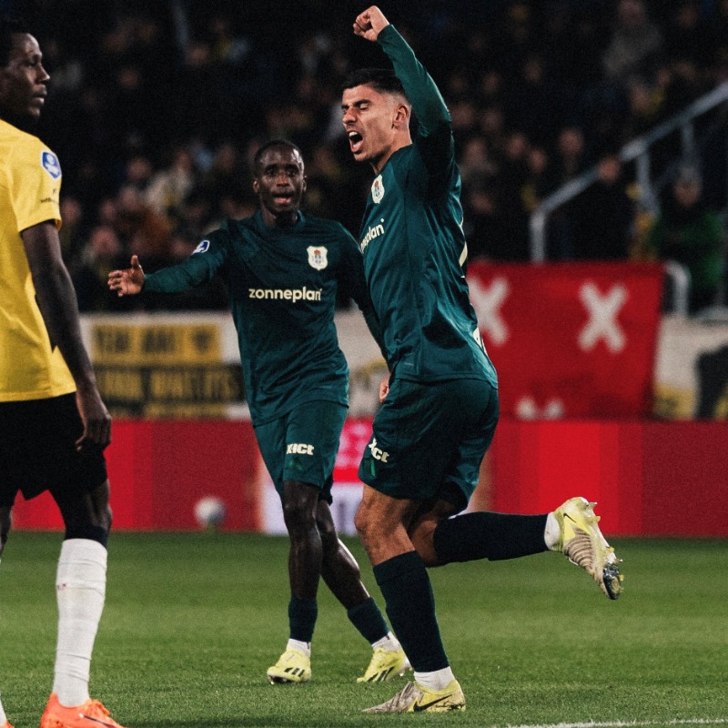 PECZwolle's tweet photo. Wedstrijdverslag | PEC Zwolle toont mentaliteit na zwakke eerste helft en pakt punt in Breda
#nacpec #peczwolle #desespereertnimmer