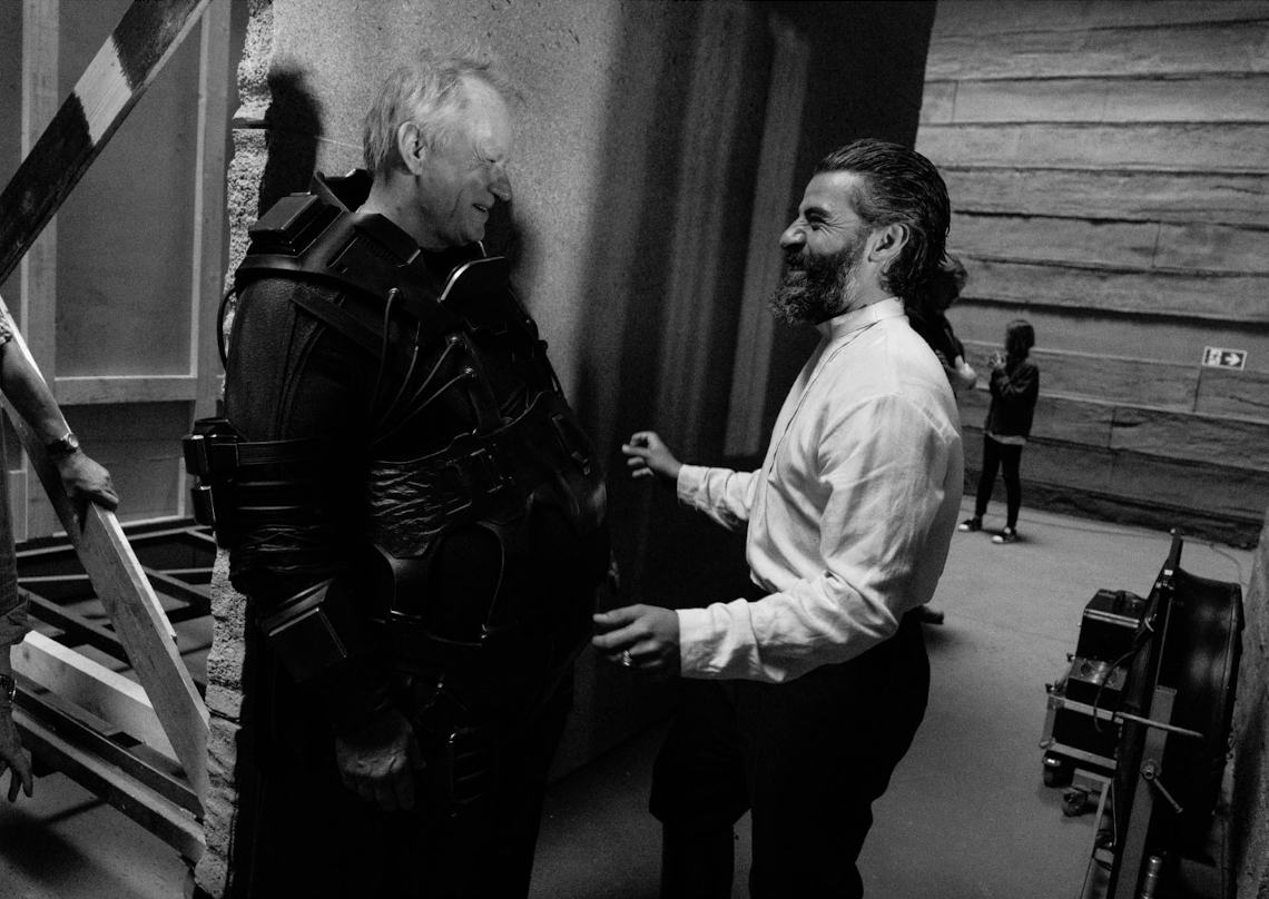 SciFiArchives's tweet photo. Skarsgård and Oscar Isaac share a laugh on the set of Dune Part One https://t.co/cL02IVcqEl