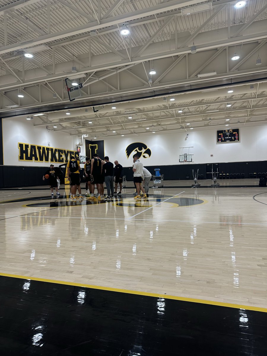 Thank you <a href="/_Connor_Wheeler/">Connor Wheeler</a>, <a href="/CoachJesseShaw/">Jesse Shaw</a> and the rest of <a href="/IowaHoops/">Iowa Men’s Basketball</a> staff for having me out to watch a practice!