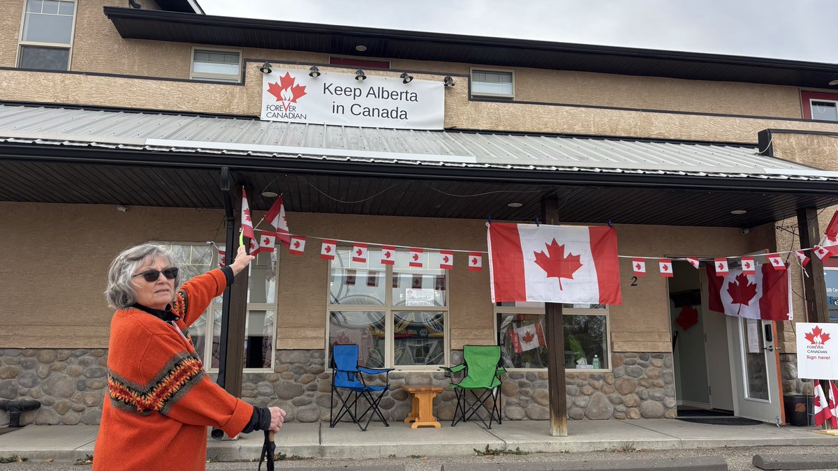 LukaszukAB's tweet image. HIGH RIVER, thank you for your hospitality. #ForeverCanadian volunteers hard at work.

This boy donated a gas gift card for the Unity Bus form his savings and wrote a touching letter. Canada is in safe hands with our youth. Thank you!

Also, found a train that goes nowhere. Hmm.