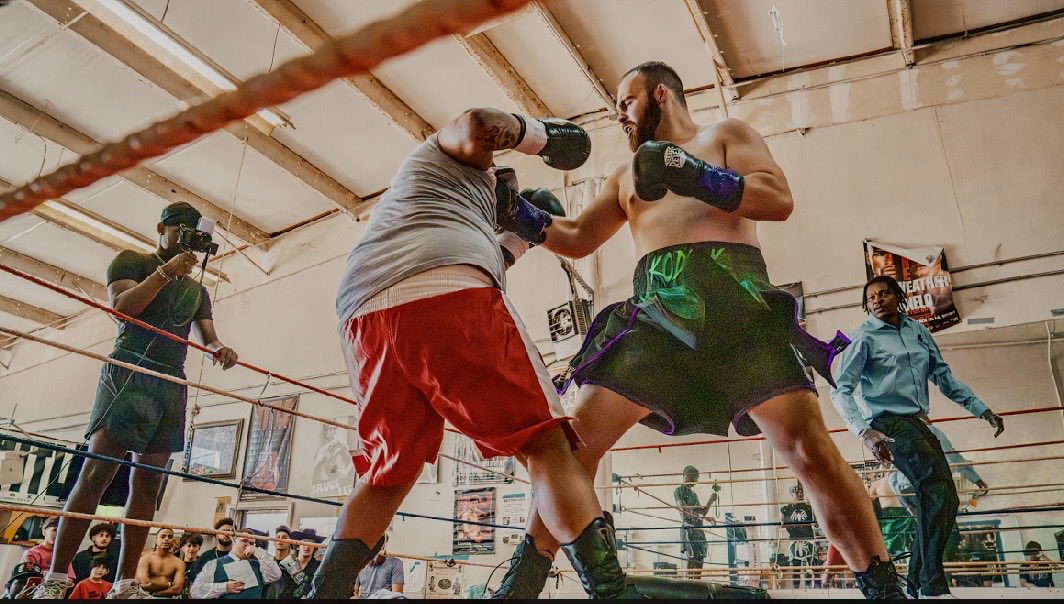 Shout out <a href="/iwri__/">𝕚𝕨𝕣𝕚</a> for capturing greatness on Breakout 007!!!
#breakoutboxing