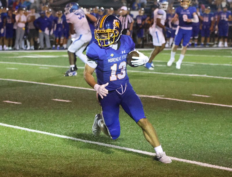 Congrats to <a href="/MSUEaglesFB/">Morehead State Football</a> wide receiver <a href="/RyanUpp/">Ryan Upp</a>. He became just the 4th Eagle in program history to reach 2,000 career receiving yards today with 109 in the win over Marist.

Ryan now has 2,033 career yards, 4th in MSU history.

#SoarHigher #SkoEags