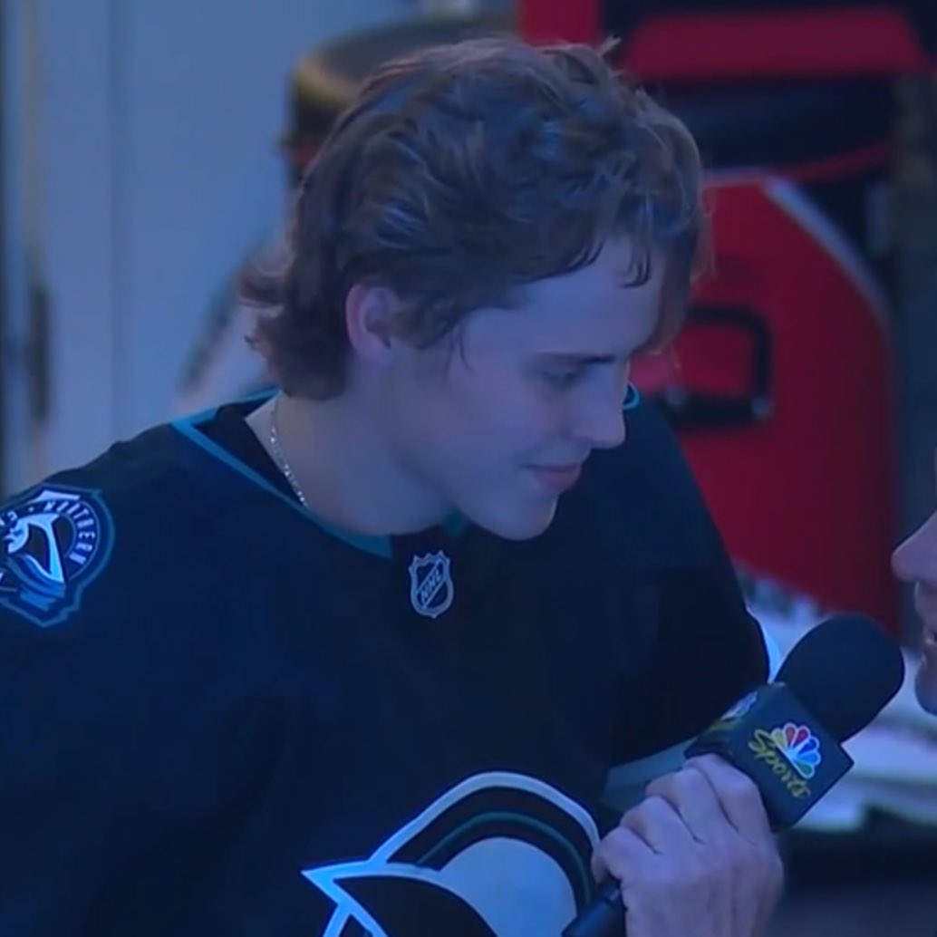 ekylover's tweet image. william beautiful gorgeous smith hockey strikes again