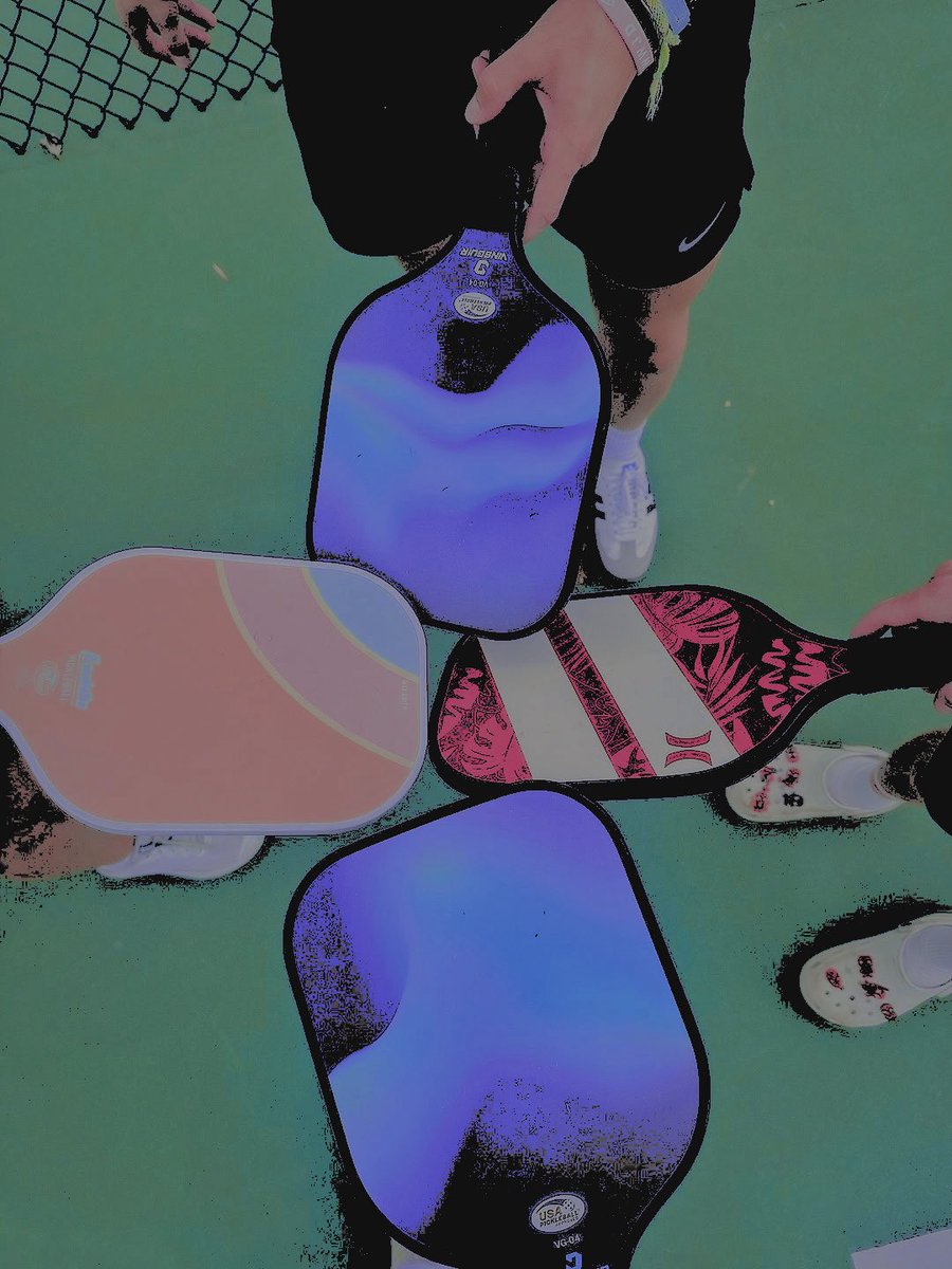 puckedblessings's tweet image. ⠀⠀ 
an   original   character   crafted   for 
the  university verse.  
born from the mind of writer #harveyverse
to be enjoyed by all.  
crossovers are  welcome  and  encouraged   .ᐟ

⠀⠀     𝐓𝐑𝐈𝐏𝐏 𝐁𝐑𝐎𝐎𝐊𝐒 𝐁𝐎𝐖𝐄𝐍 
                   aka 𝐃𝐎𝐔𝐁𝐋𝐄 𝐁
⠀⠀