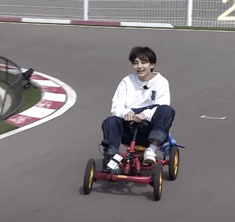 Hanniehaeee tweet media