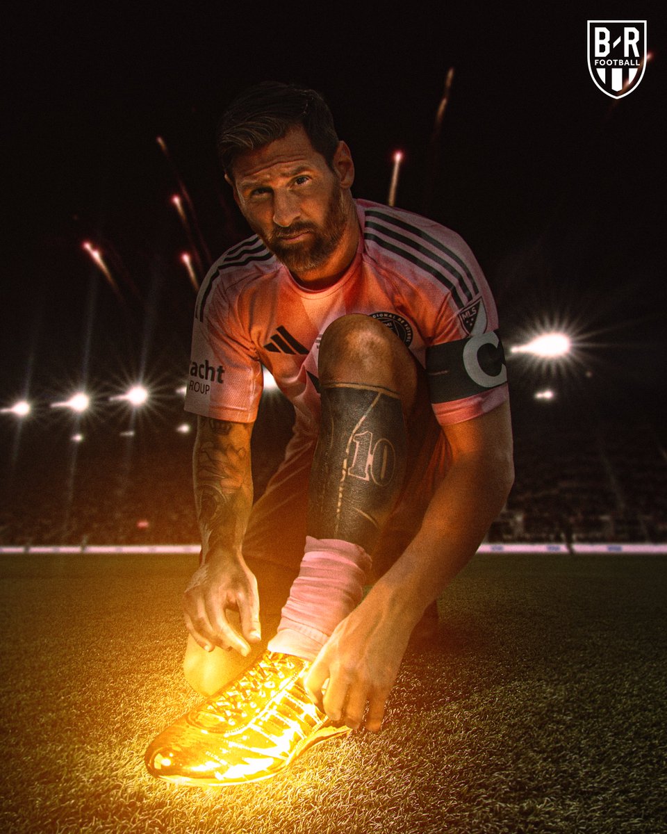 Lionel Messi wins the MLS Golden Boot after scoring 29 regular season goals in 28 games ⚽