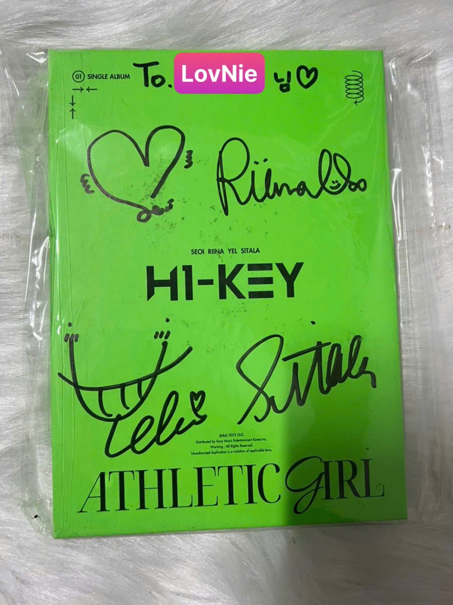 LovniePoca's tweet photo. h1key SEOI RIINA HWISEO YEL
signed album signed album 
Each 3.0

dm please~shipping 0.5

h1key SEOI RIINA HWISEO YEL https://t.co/nfzTuEOovj