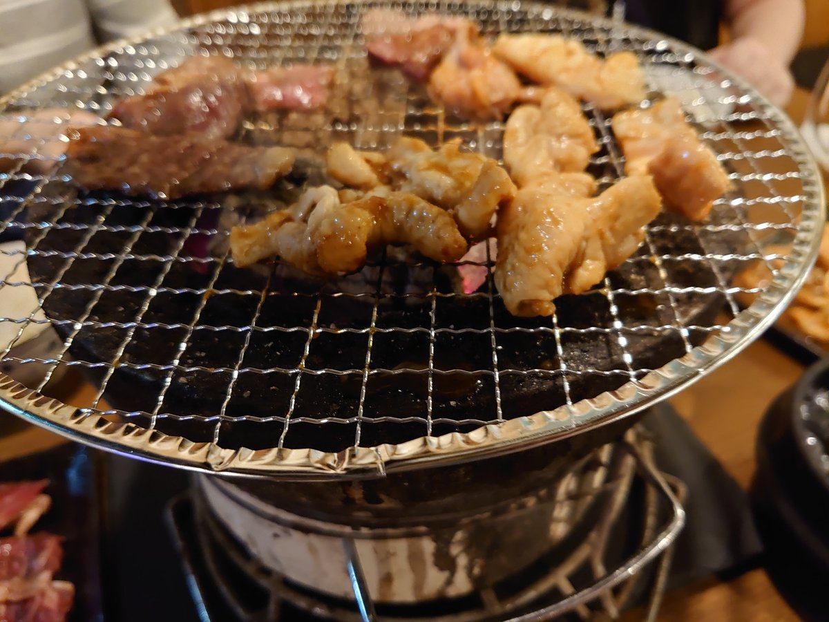 abkabkabkabkabk's tweet image. ランチ焼肉！！
これでゴセッタイ終了！！

明日からもやし！！めちゃおいしかった！！