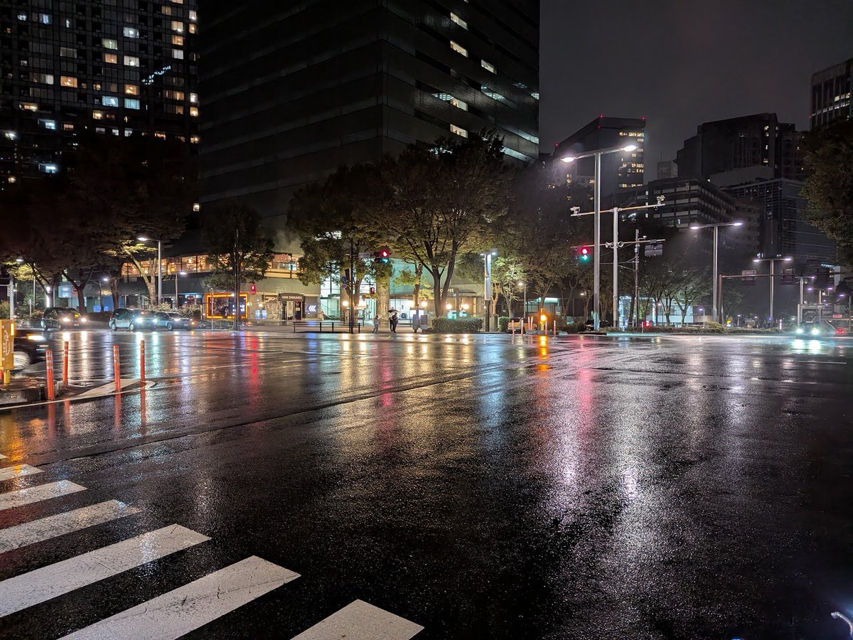 о, это же сеттинг Final Fantasy Versus XIII