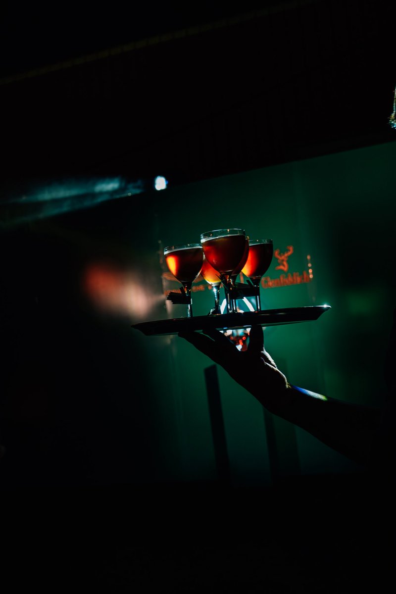 AstonMartinF1's tweet image. Iconic together in Austin.

Tonight, we’re coming together with @GlenfiddichSMW for a new I / AM experience in the heart of ATX - Paddock After Dark.

Skilfully crafted. Enjoy responsibly. Never drink and drive.