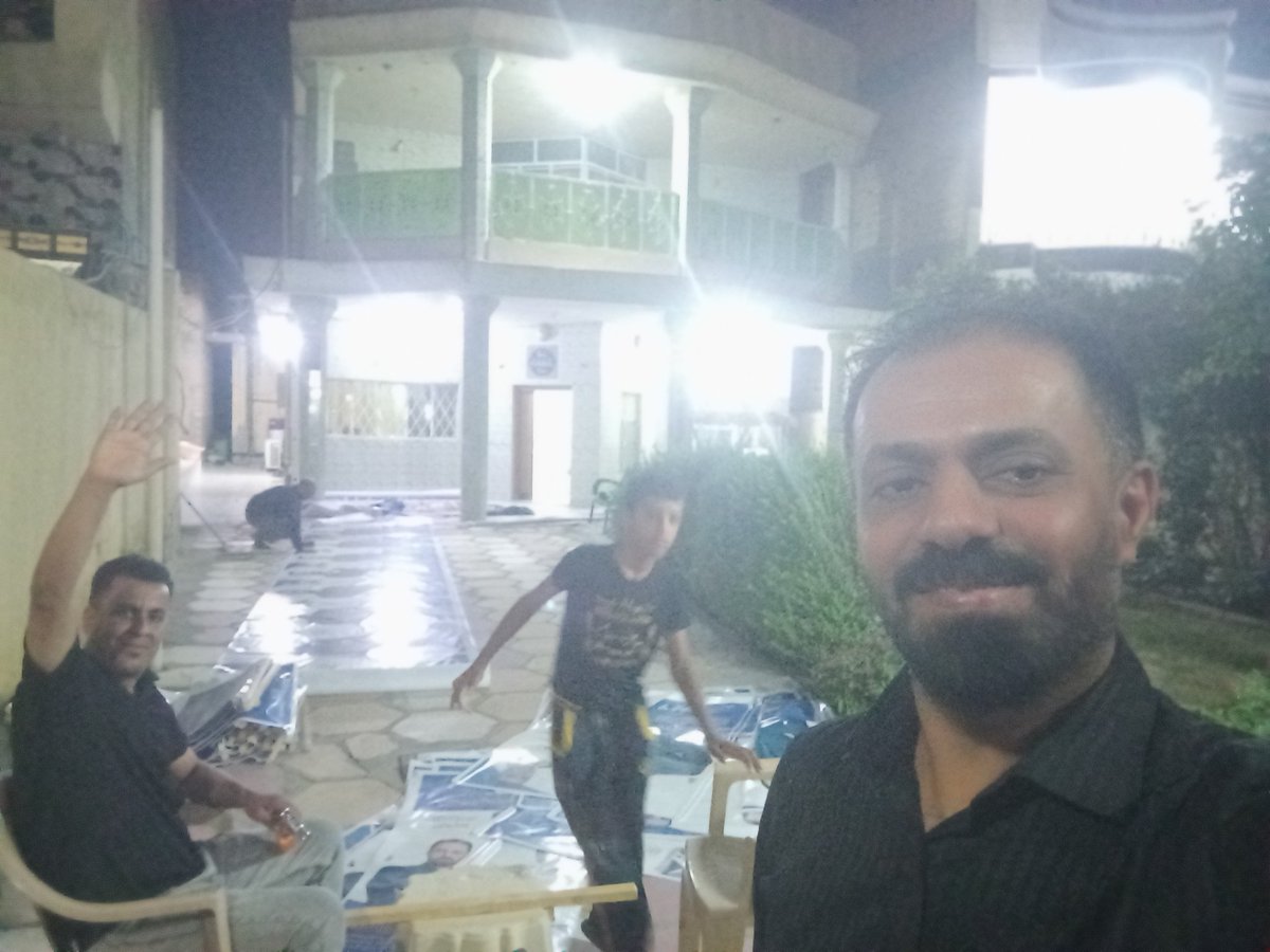 ( إِنَّ اللَّهَ وَمَلَائِكَتَهُ يُصَلُّونَ عَلَى النَّبِيِّ ۚ يَا أَيُّهَا الَّذِينَ آمَنُوا صَلُّوا عَلَيْهِ وَسَلِّمُوا تَسْلِيمًا ) 

توكلنا على الله,اليوم أطلقنا حملتنا الإعلامية الميدانية

شكراً لكل المتبرعين مادياً..و شكر اكبر لمن يعملون بجهودهم اليومية بكل ما يخص البوسترات