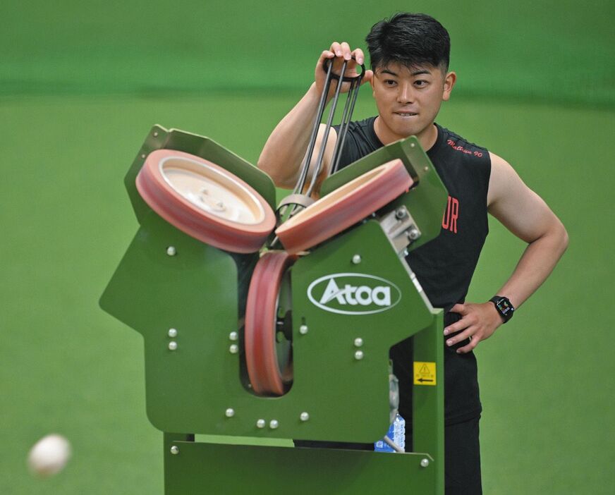 中日・松山晋也、160キロ到達イメトレ始動　169キロ設定のマシンの軌道を頭に焼き付け「いけると思います。意外とそこまで速いというわけではなかった」（中日スポーツ）-Yahoo!ニュース news.yahoo.co.jp/articles/2ea47…

屋内練習場で球速アップのための独自のイメージトレーニングを始動させた。