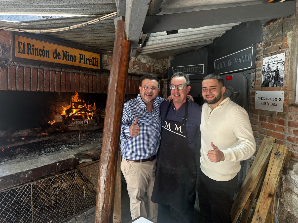 Creemos71's tweet photo. Volver a encontrarnos con la barra, siempre sumando @Creemos71 @robertopatrone3 @Herrerismo https://t.co/qzdBCIcqZa