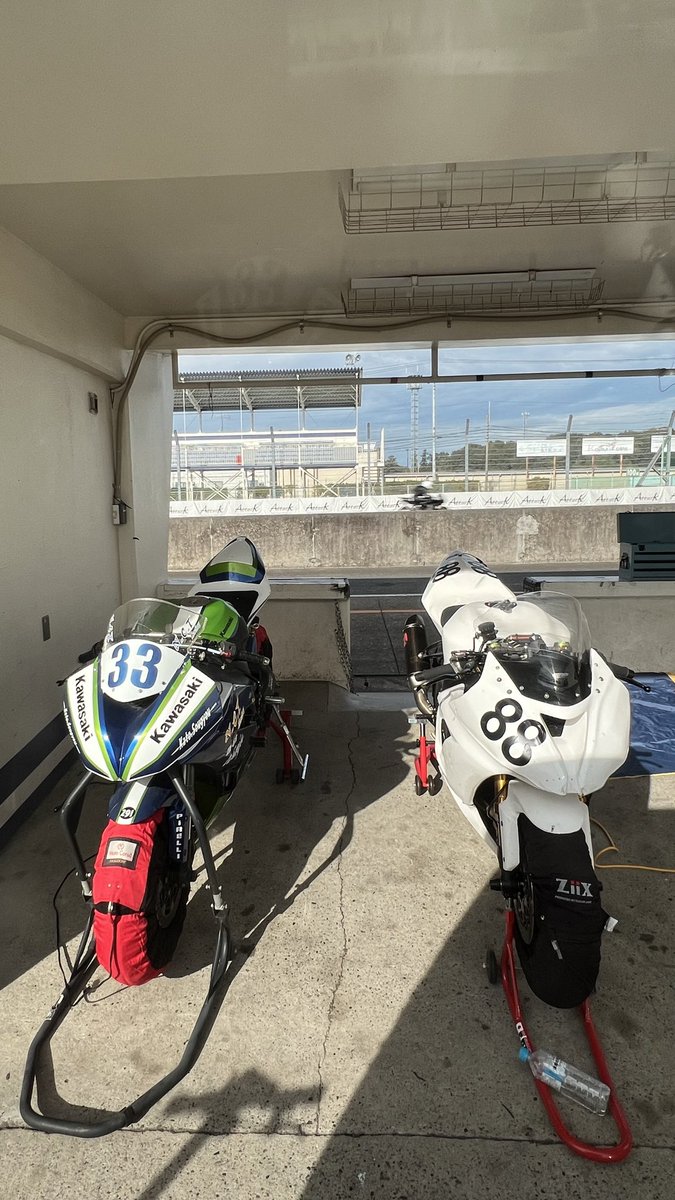 与作 CANVAS LOW-CUT SNEAKERS(23.5 White): Vintage 1.1｜THE SHOP