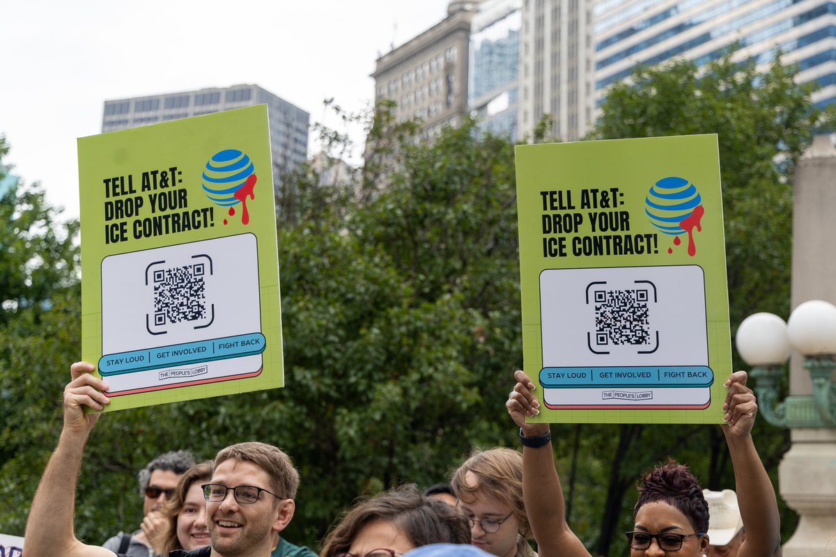 Tell AT&amp;T: it's time to drop your ICE contract! AT&amp;T has a $146 million, multi-year contract to supply ICE with some of the technology they use to identify anyone they suspect of being an undocumented immigrant.

Sign our petition to call them out! ow.ly/8uZp50XexkK