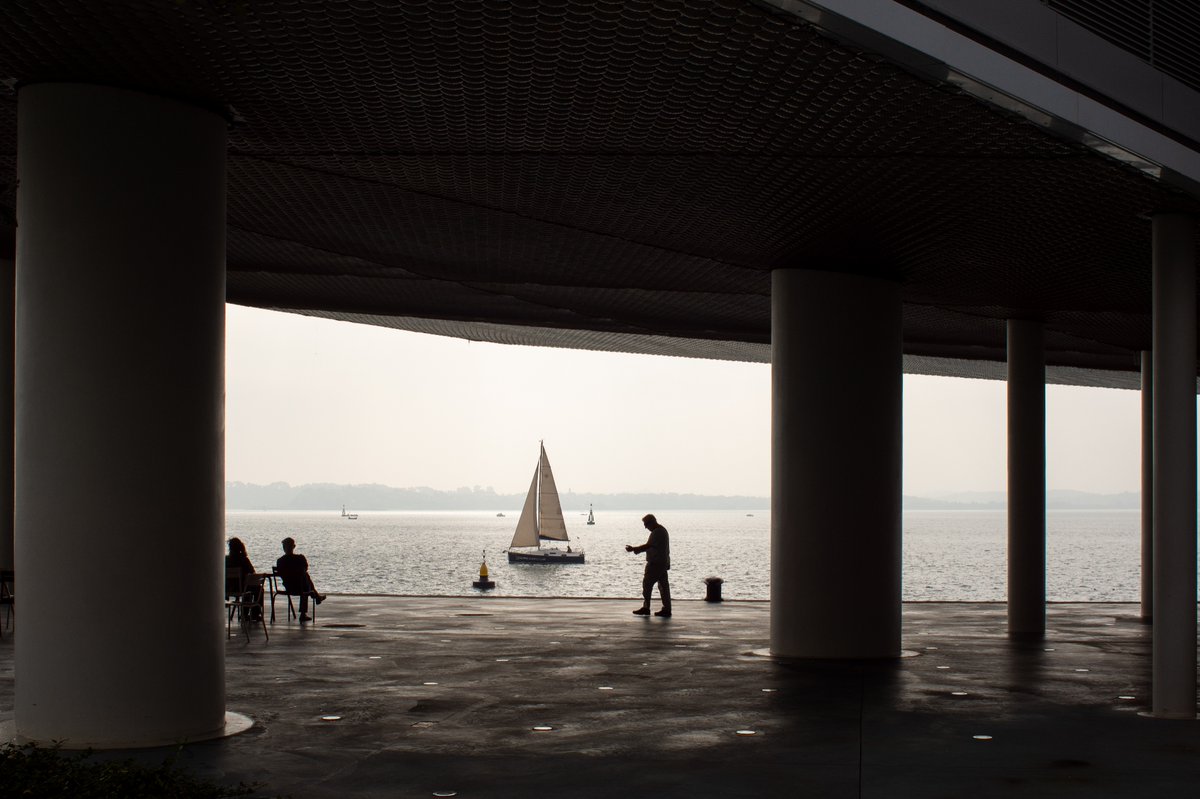 vsco's tweet image. Architecture offers built-in frames for the world around us.
Have a photo that uses structure in a similar way? Share it below.
Discover more here: vs.co/Jg7o/hb44qic0
Images by miguelsainz and saosyant