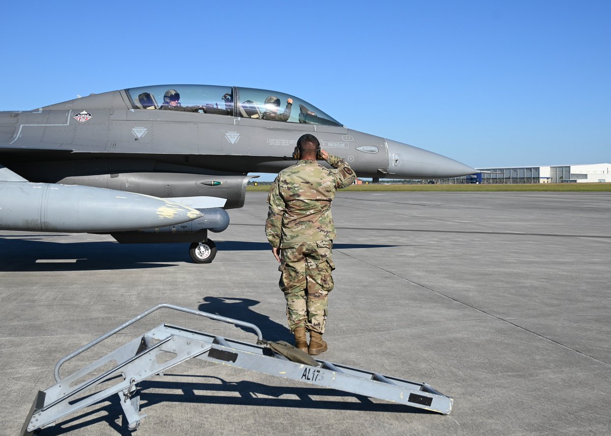 NORADCommand's tweet image. Defending North America from all approaches also includes defending against potential air threats within a Temporary Flight Restriction (TFR) area. Gen. Gregory Guillot, NORAD commander, got a bird’s-eye look at NORAD’s important mission of aerospace control and enforcement of a…