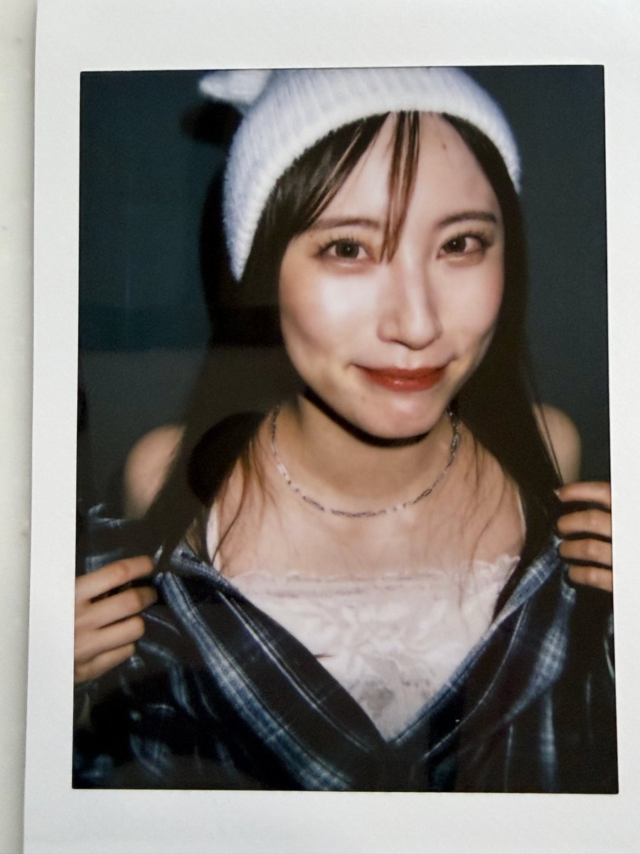 kzhro777's tweet image. メジャーアイドルなのにファンの要求されるポーズだったり素敵なパフォーマンスで感動させてくれる。それに私の願いでもあるjuice=juiceさんとのコラボについても語ってくれたり。本当にずーと大好きな推しメン(ここでは大上陽奈子)です。
juiceポーズを添えて
#passcode #大上陽奈子