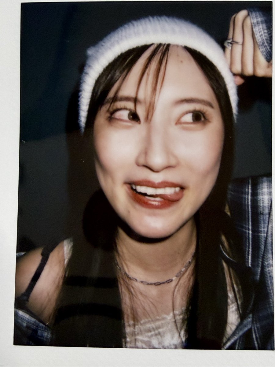 kzhro777's tweet image. メジャーアイドルなのにファンの要求されるポーズだったり素敵なパフォーマンスで感動させてくれる。それに私の願いでもあるjuice=juiceさんとのコラボについても語ってくれたり。本当にずーと大好きな推しメン(ここでは大上陽奈子)です。
juiceポーズを添えて
#passcode #大上陽奈子