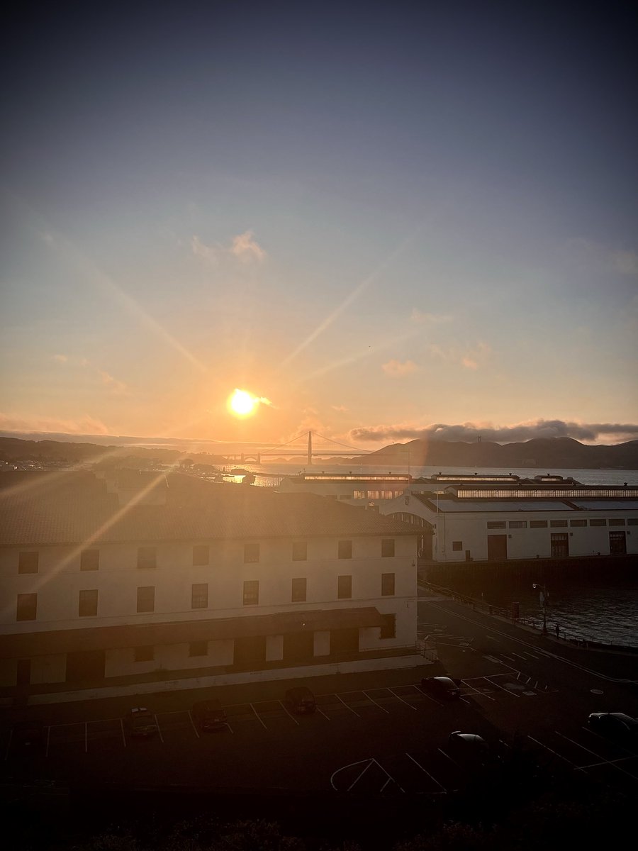 matt_kolm's tweet image. Sf in 2025 phone from 2020