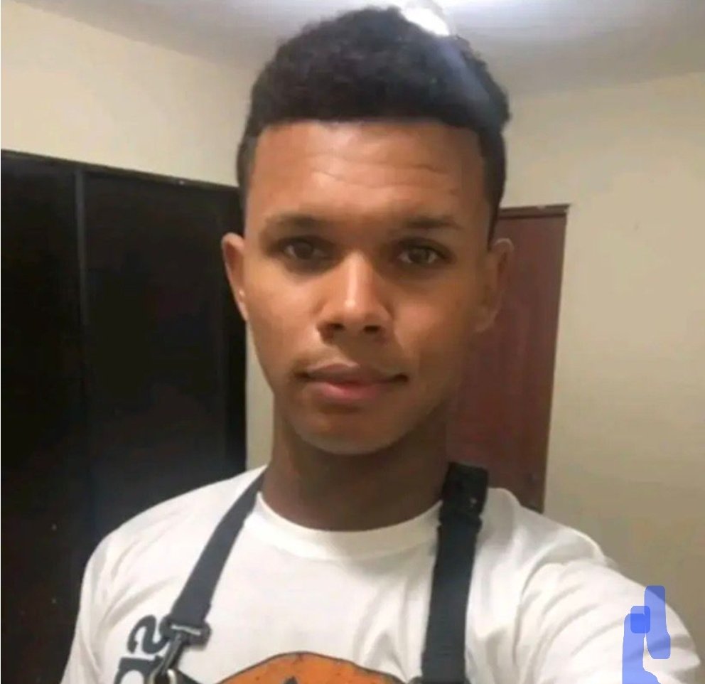 Desaparecido 

Joan Manuel Castro, de 25 años, residente en el sector La Esperanza, Santo Domingo Este, fue visto por última vez el pasado 14 de octubre. Desde esa fecha, sus familiares no han tenido contacto con él y mantienen una búsqueda constante para dar con su paradero.
