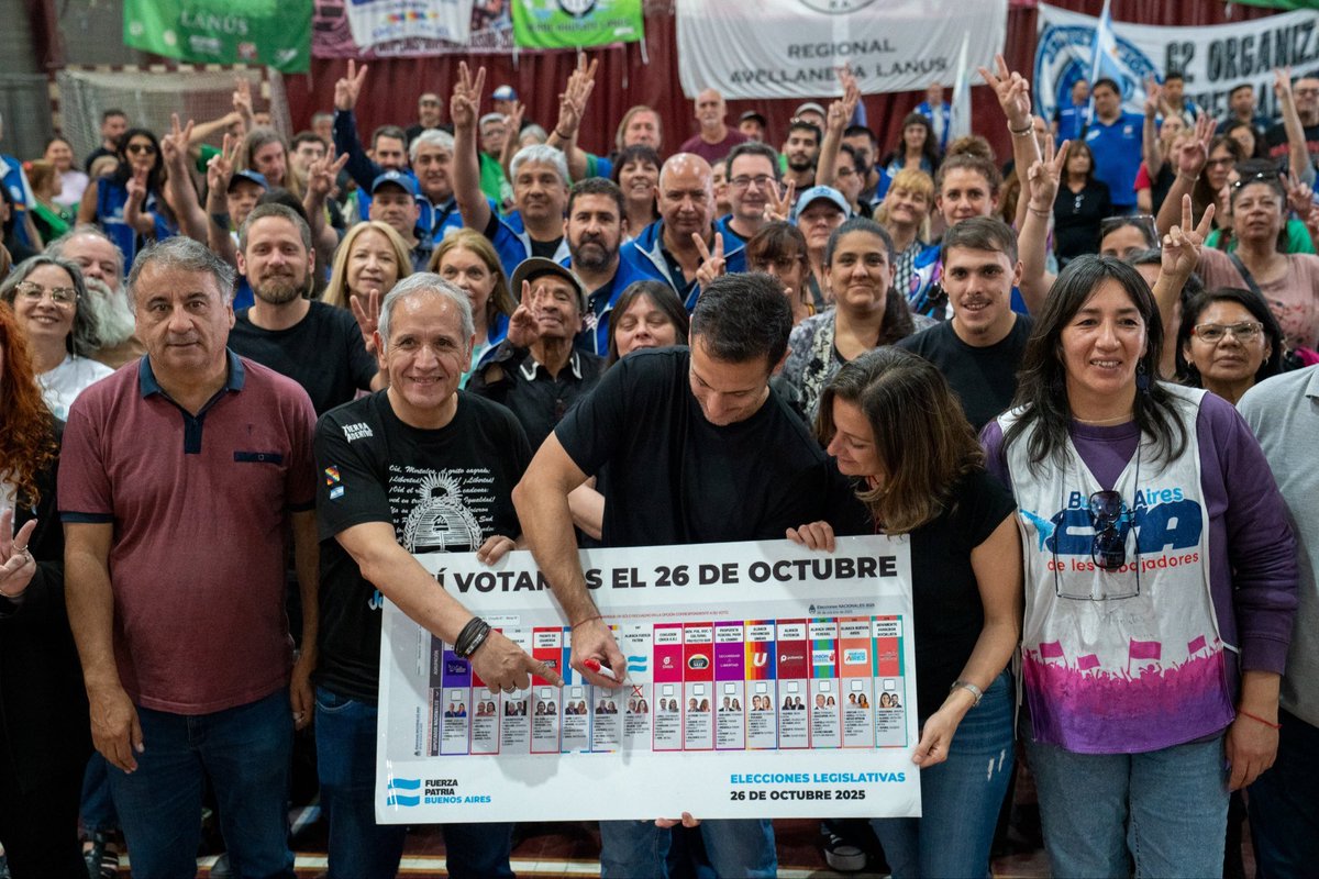 EdgardoDepetri's tweet image. Junto a @aJulianAlvarez, @Vsiley y @SergioOPalazzo llevamos adelante el plenario “Con la Fuerza de los Trabajadores”. Desde el movimiento obrero de Lanús sostenemos la consigna Cristina Libre y el compromiso de votar a Fuerza Patria el 26 para frenar el saqueo del país.