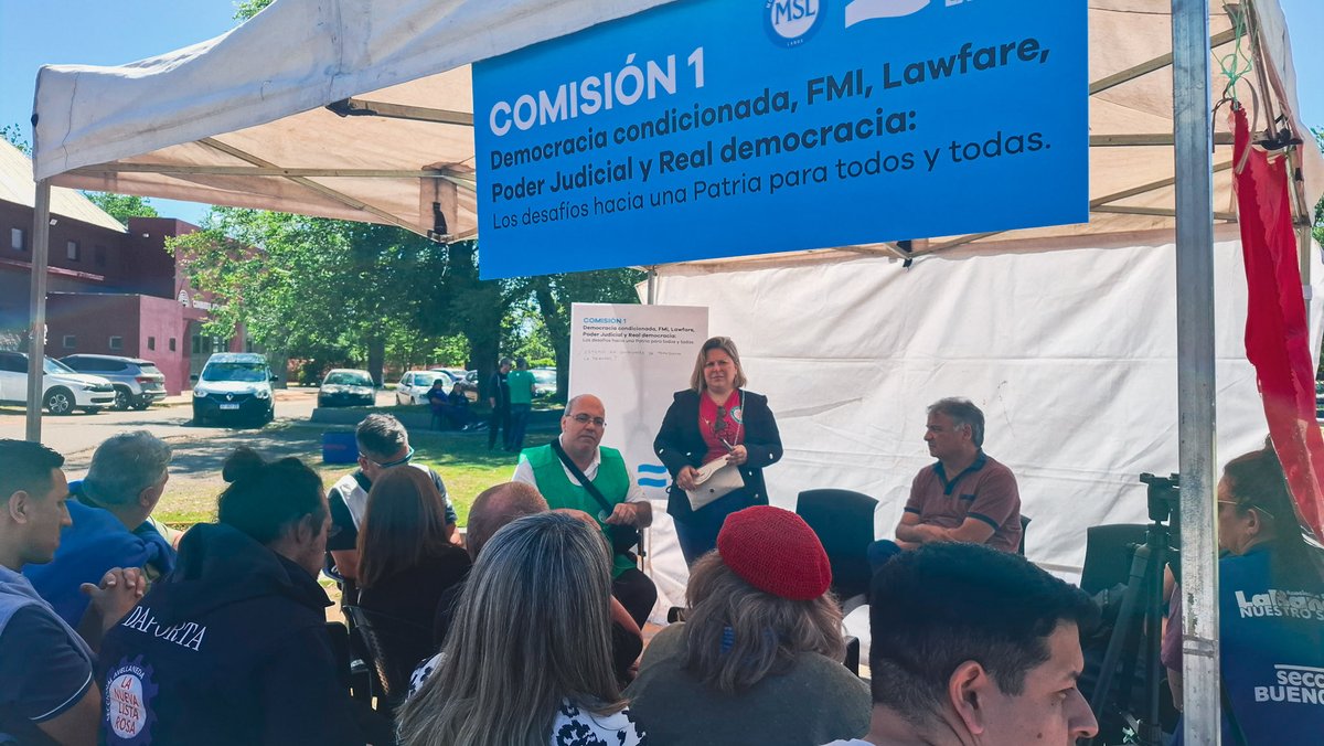 Junto a <a href="/aJulianAlvarez/">Julián Álvarez</a>, <a href="/Vsiley/">Vanesa Siley</a> y <a href="/SergioOPalazzo/">Sergio Omar Palazzo</a> llevamos adelante el plenario “Con la Fuerza de los Trabajadores”. Desde el movimiento obrero de Lanús sostenemos la consigna Cristina Libre y el compromiso de votar a Fuerza Patria el 26 para frenar el saqueo del país.