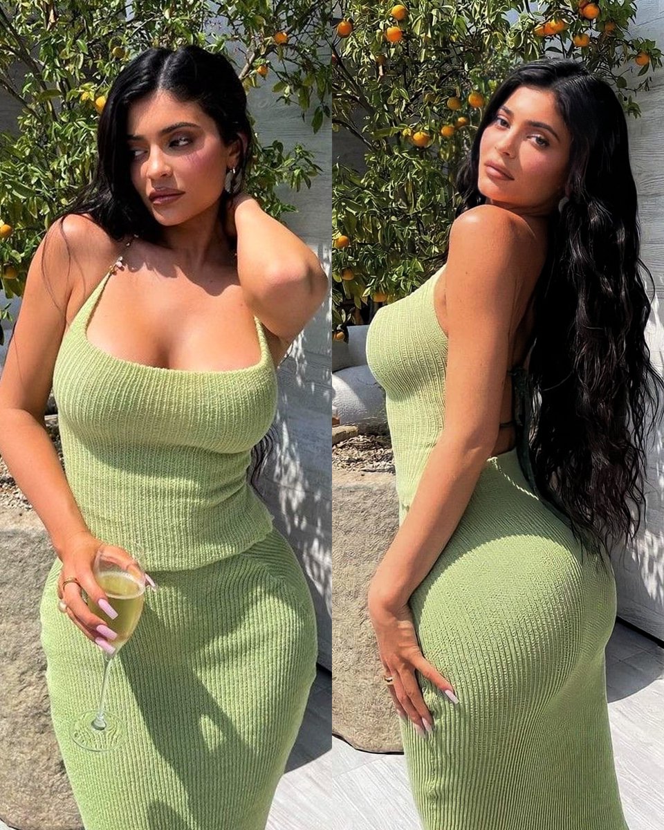 baddievaults's tweet photo. KYLIE JENNER.
https://t.co/5NDmYoTNmi