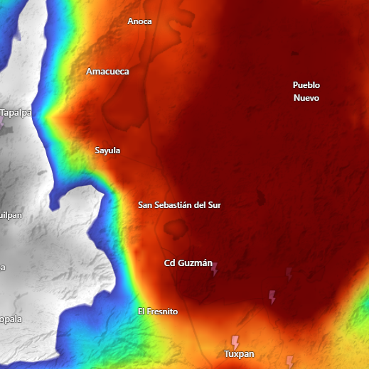 La imagen de radar 📡 registra #tormenta acercándose a Ciudad Guzmán y San Sebastián de Sur se desplaza al oeste ⬅️-suroeste↙️, la imagen de satélite 🛰️ banda infrarrojo muestra amplia zona de nubosidad con potencial de #lluvia fuerte y actividad eléctrica.