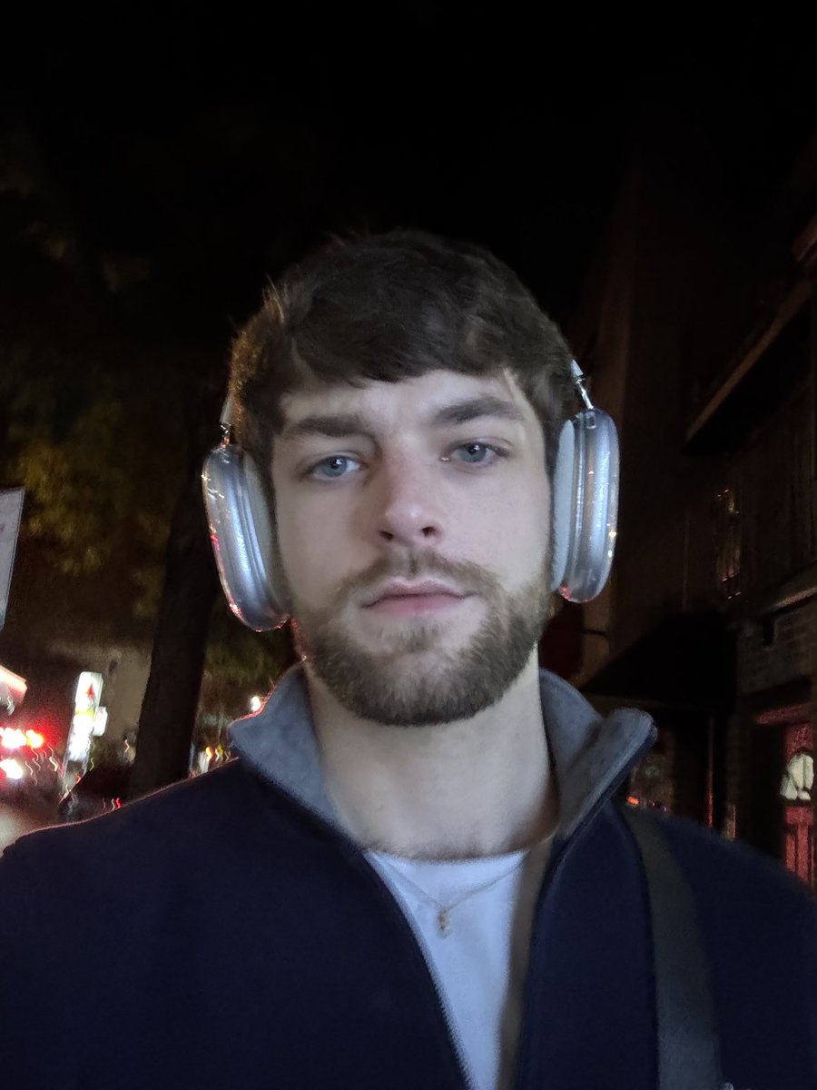 evan (@iamnotevan) on Twitter photo 