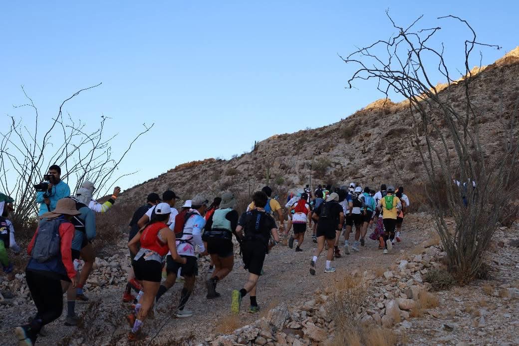 Arrancó la Gran Carrera del Desierto: un ultramaratón que desafía los límites y atraviesa los majestuosos paisajes de Puerto Peñasco. 🏃‍♀️🏃

📸 @gobiernodepuertopenascooficial 

#PuertoPeñasco #Sonora #SonoraMexico #ultramaraton