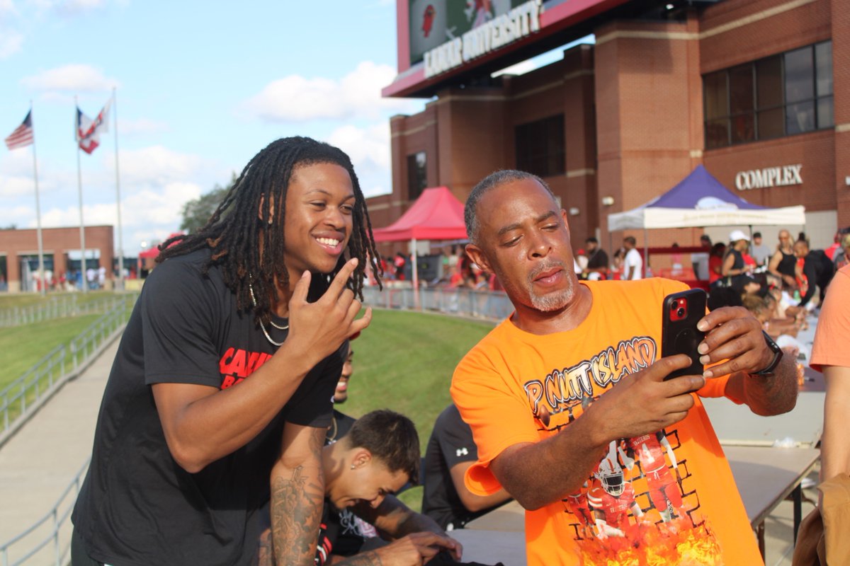 Lamar Men's Basketball tweet media
