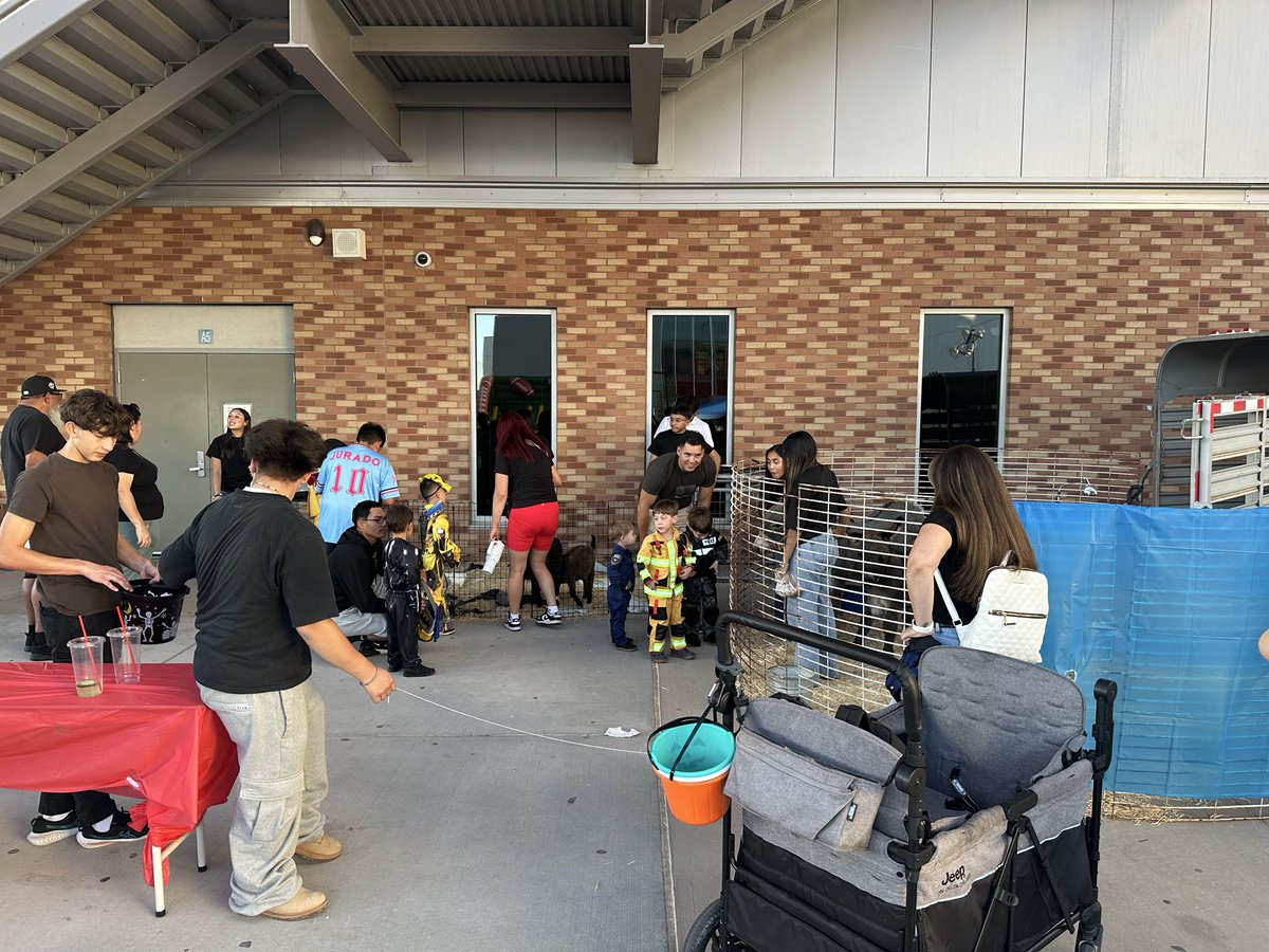 2025 Bel Air Street Fest going on.  Bring the family and enjoy some delicious food and enjoy our beautiful community.